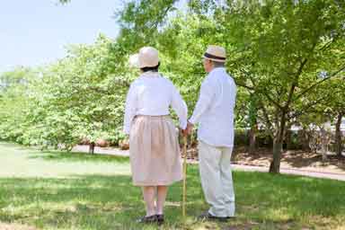 迫りくる老後リスク・・・介護費用はいくらかかる！