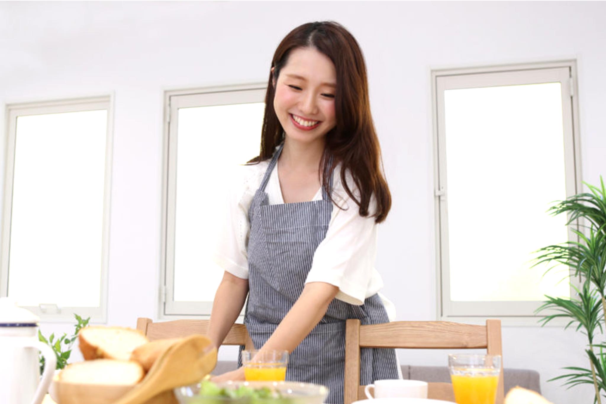 家事労働の価値は年収300万円相当！